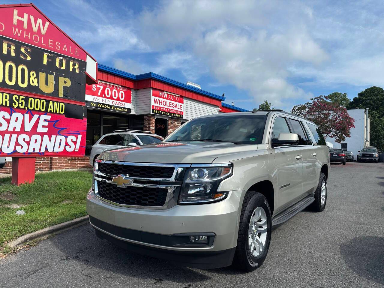 2015 Chevrolet Suburban LT — SUV — 141,560 mi — Norfolk, VA