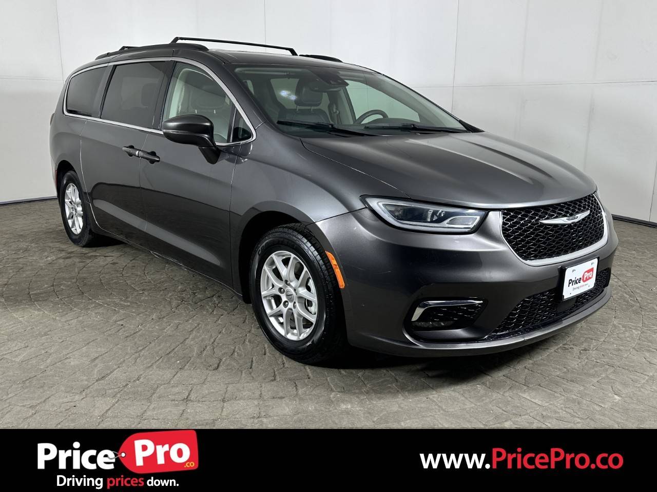 2022 Chrysler Pacifica Touring L — Minivan — 86,975 mi — Maumee, OH