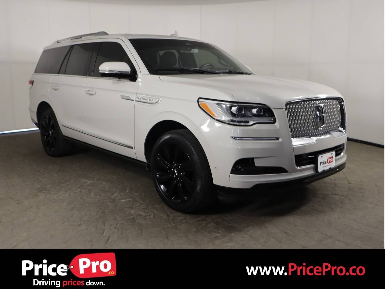 2023 Lincoln Navigator Reserve — SUV — 41,281 mi — Maumee, OH