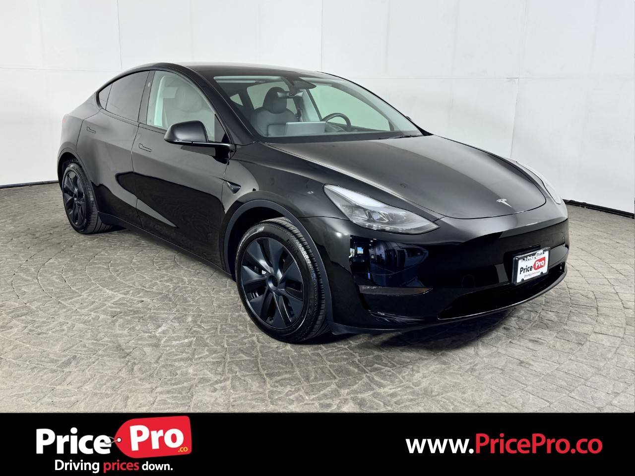 2025 Tesla Model Y Long Range — SUV — 6,391 mi — Maumee, OH