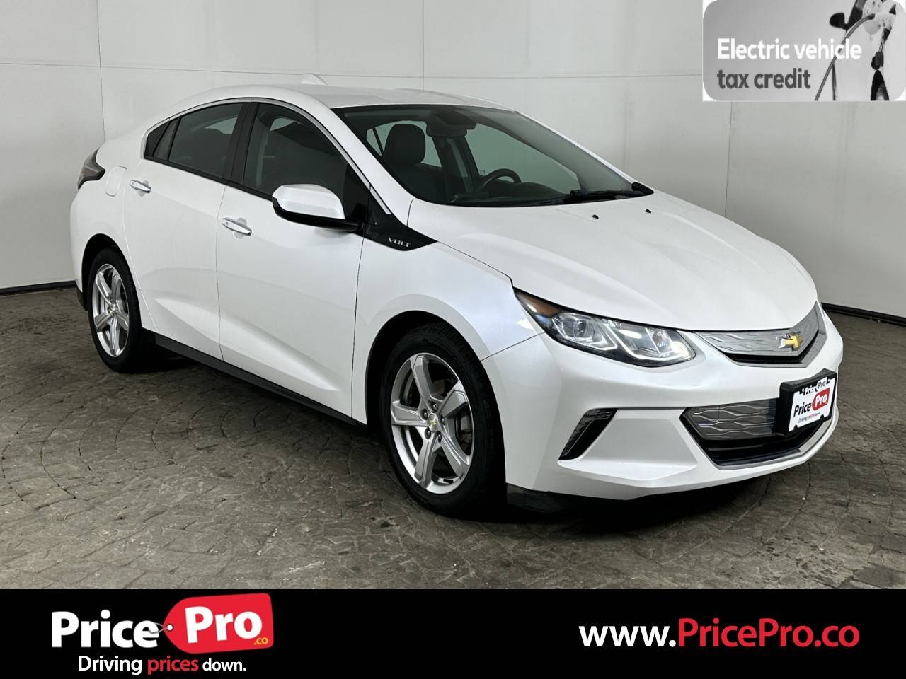 2017 Chevrolet Volt LT — Sedan — 76,288 mi — Maumee, OH