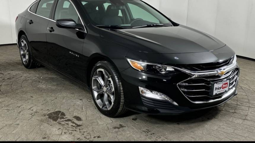2024 Chevrolet Malibu LT — Sedan — 13,284 mi — Maumee, OH