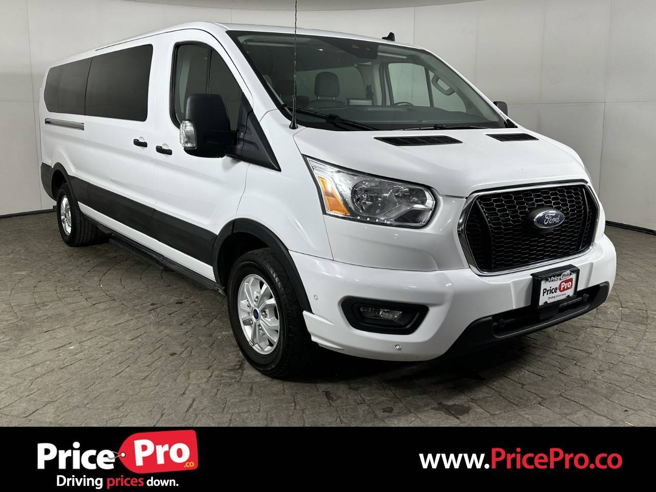 2021 Ford Transit Passenger Wagon T-350 XL — Passenger Van — 70,822 mi — Maumee, OH