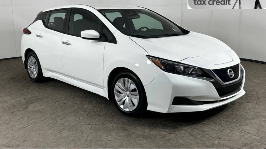 2020 Nissan LEAF S — Hatchback — 24,387 mi — Maumee, OH