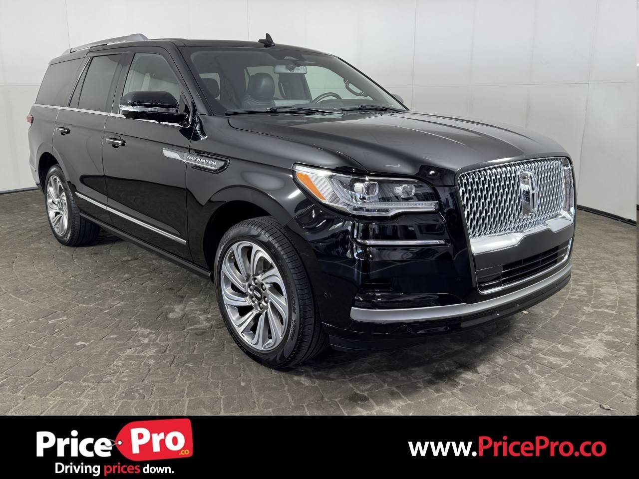 2024 Lincoln Navigator Reserve — SUV — 6,844 mi — Maumee, OH