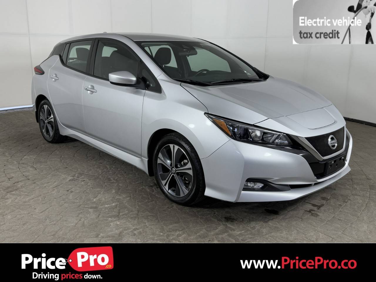 2020 Nissan LEAF SV — Hatchback — 16,610 mi — Maumee, OH