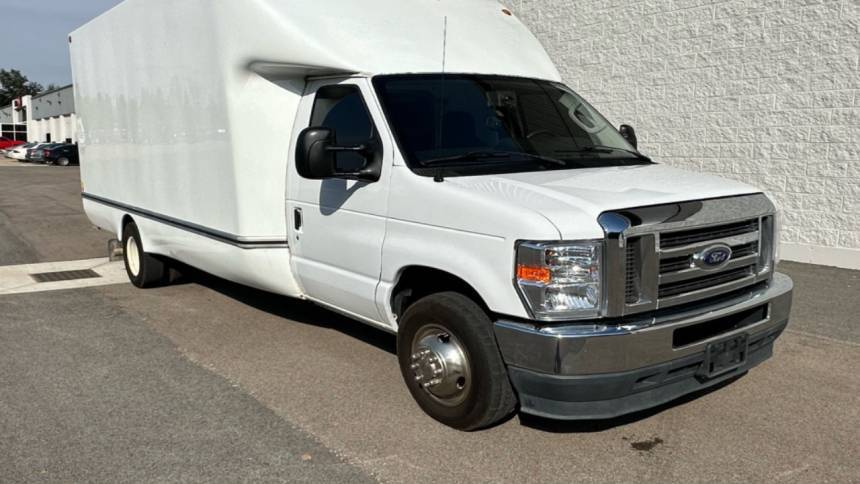 2021 Ford E-Series Cutaway Base — Chassis Cab Truck — 100,331 mi — Maumee, OH