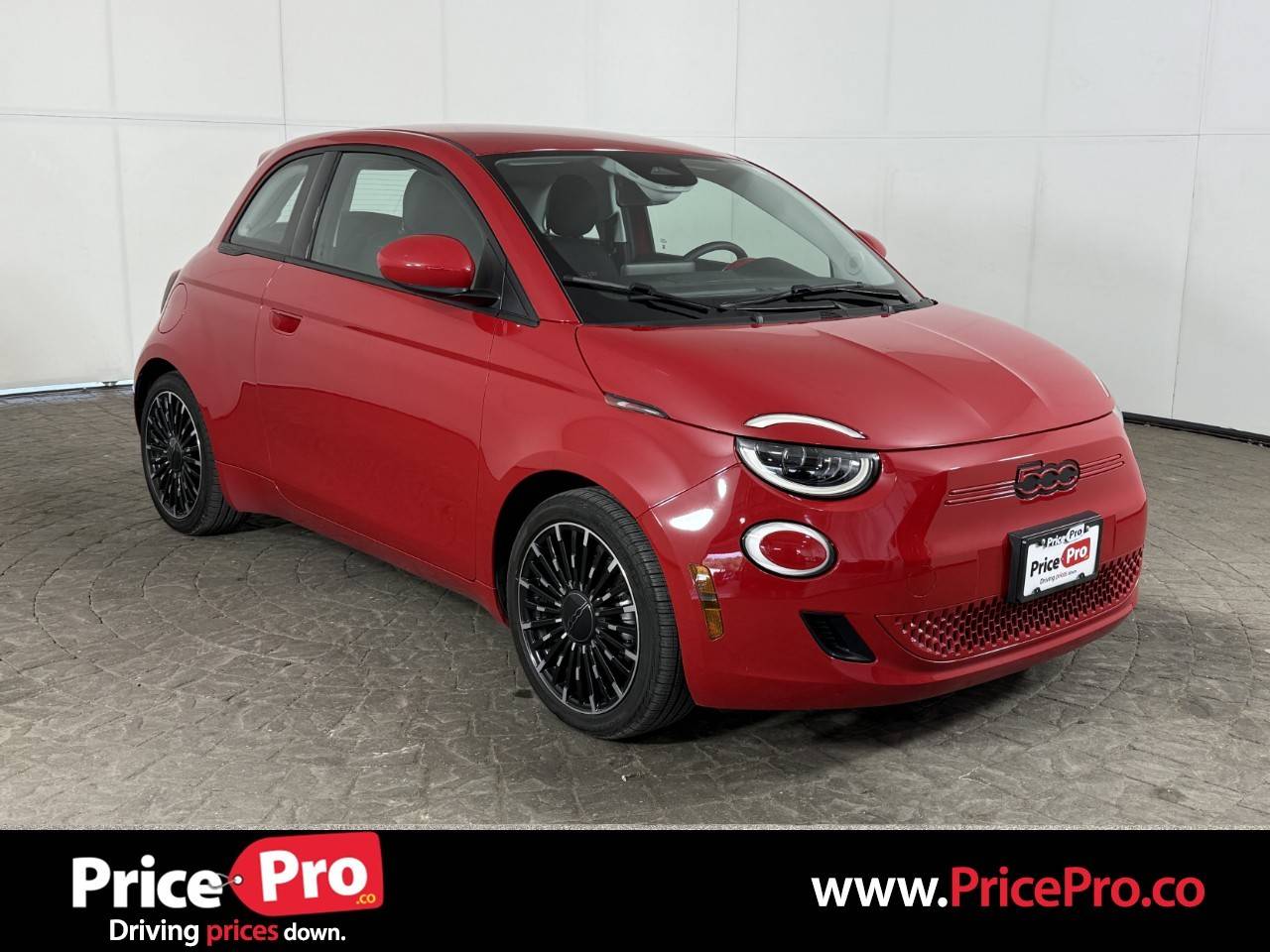 2024 FIAT 500e