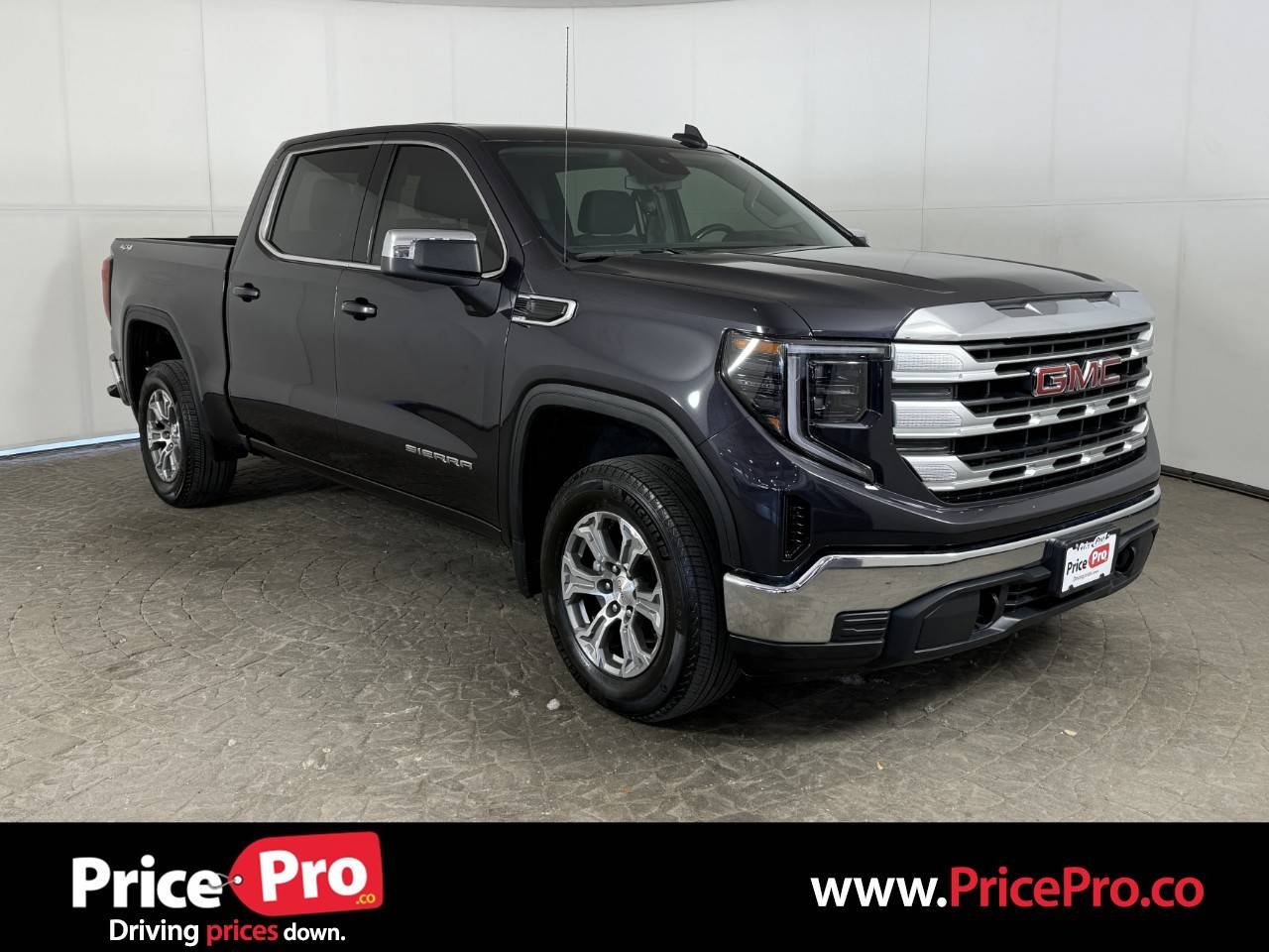 2022 GMC Sierra 1500 SLE — Pickup Truck — 25,813 mi — Maumee, OH