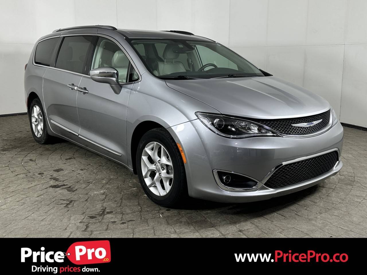2020 Chrysler Pacifica Limited — Minivan — 80,387 mi — Maumee, OH