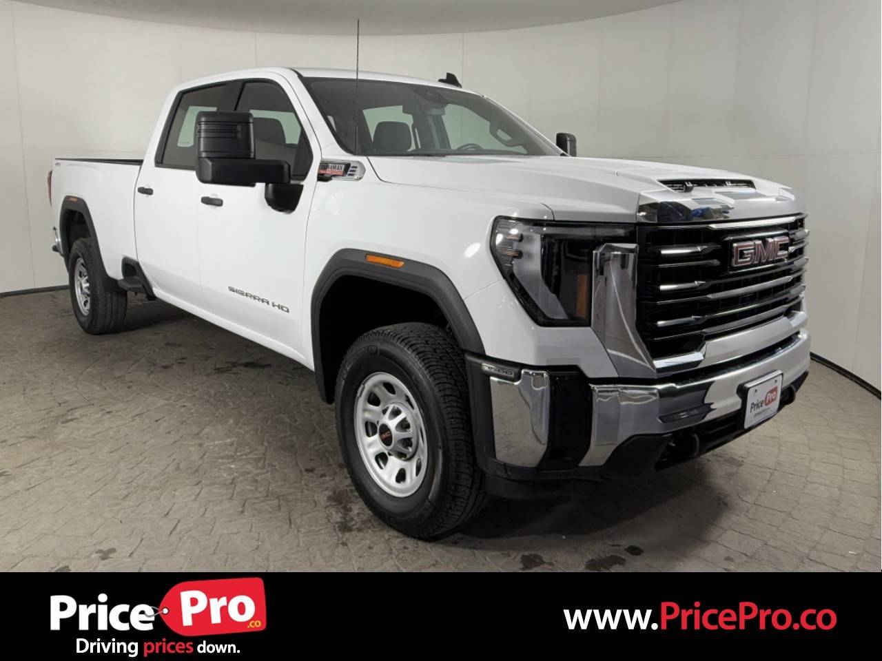 2024 GMC Sierra 3500HD Pro — Pickup Truck — 7,169 mi — Maumee, OH