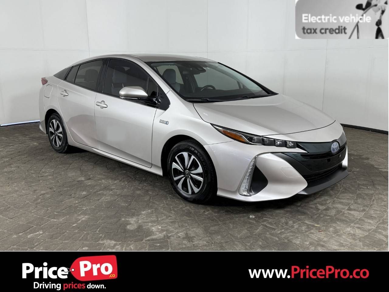 2017 Toyota Prius Prime Premium — Hatchback — 83,132 mi — Maumee, OH