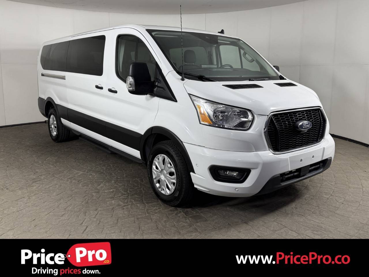 2022 Ford Transit Passenger Wagon T-350 XL — Passenger Van — 66,210 mi — Maumee, OH