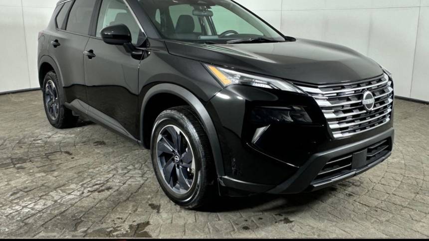 2024 Nissan Rogue SV — SUV — 13,243 mi — Maumee, OH