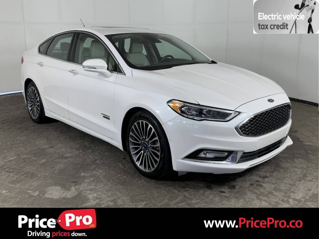 2017 Ford Fusion Energi Platinum — Sedan — 104,463 mi — Maumee, OH