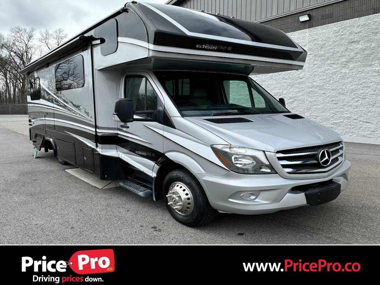 2016 Mercedes-Benz Sprinter Chassis Cab Standard — Chassis Cab Truck — 26,145 mi — Maumee, OH