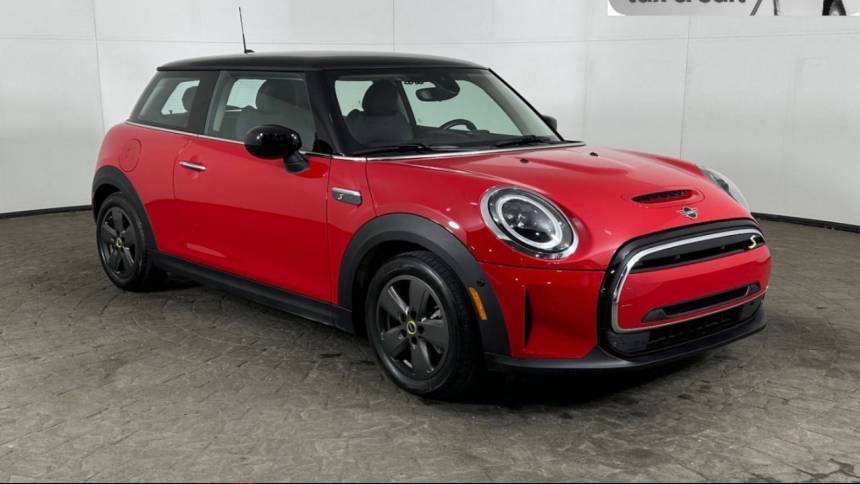 2022 MINI Electric Hardtop Cooper SE — Hatchback — 9,612 mi — Maumee, OH
