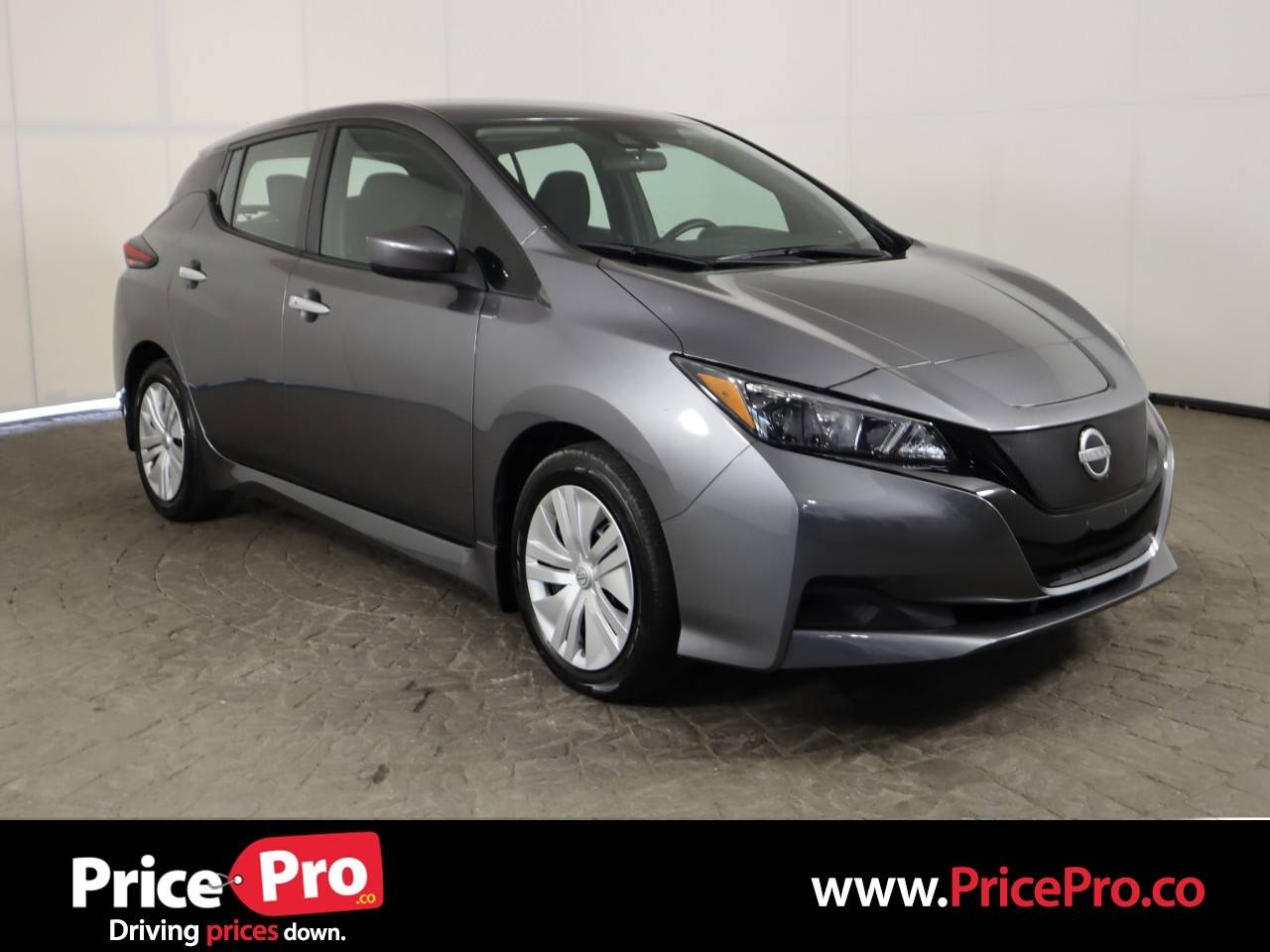 2024 Nissan LEAF S — Hatchback — 13,275 mi — Maumee, OH