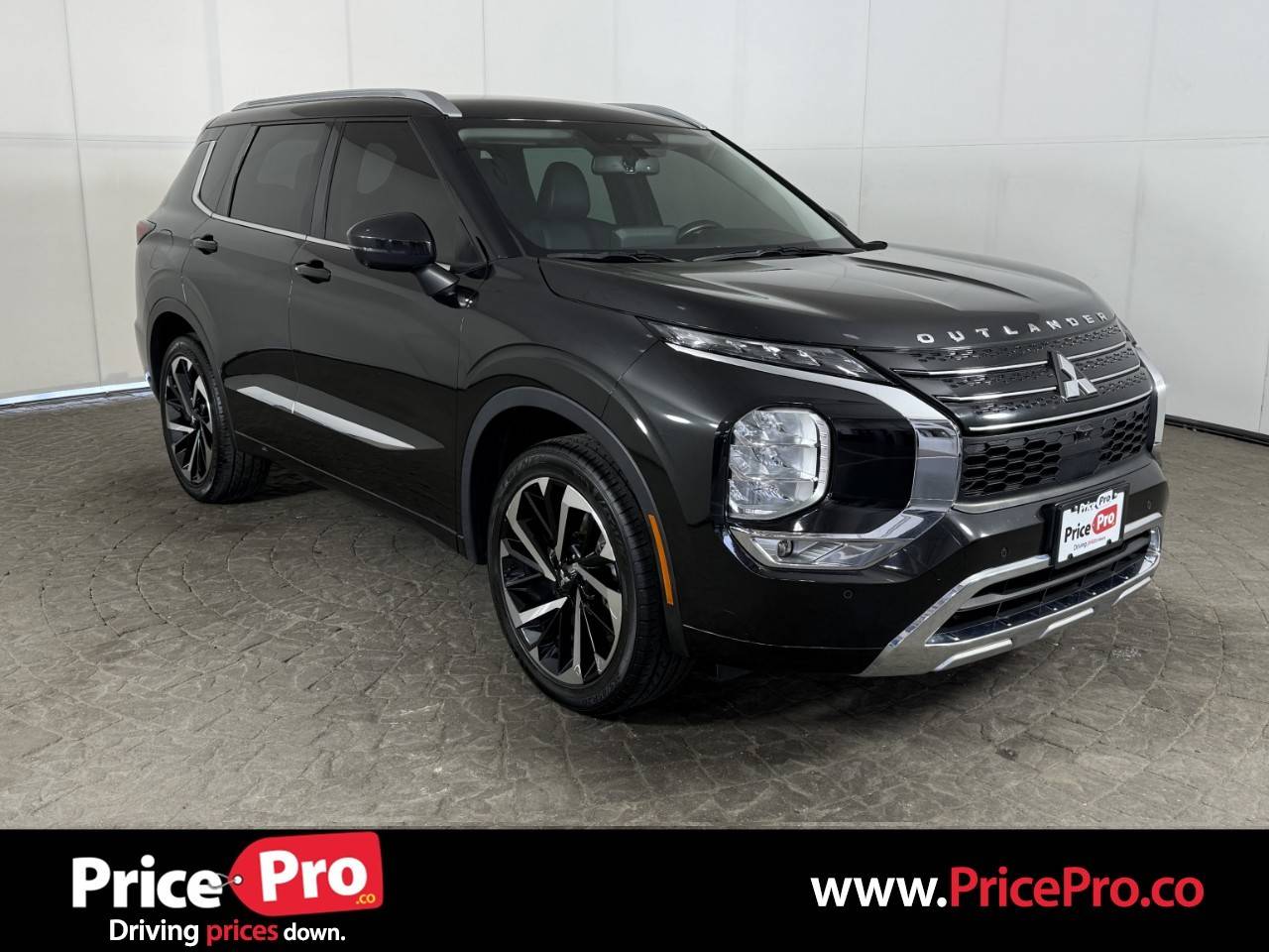 2022 Mitsubishi Outlander SEL — SUV — 25,528 mi — Maumee, OH