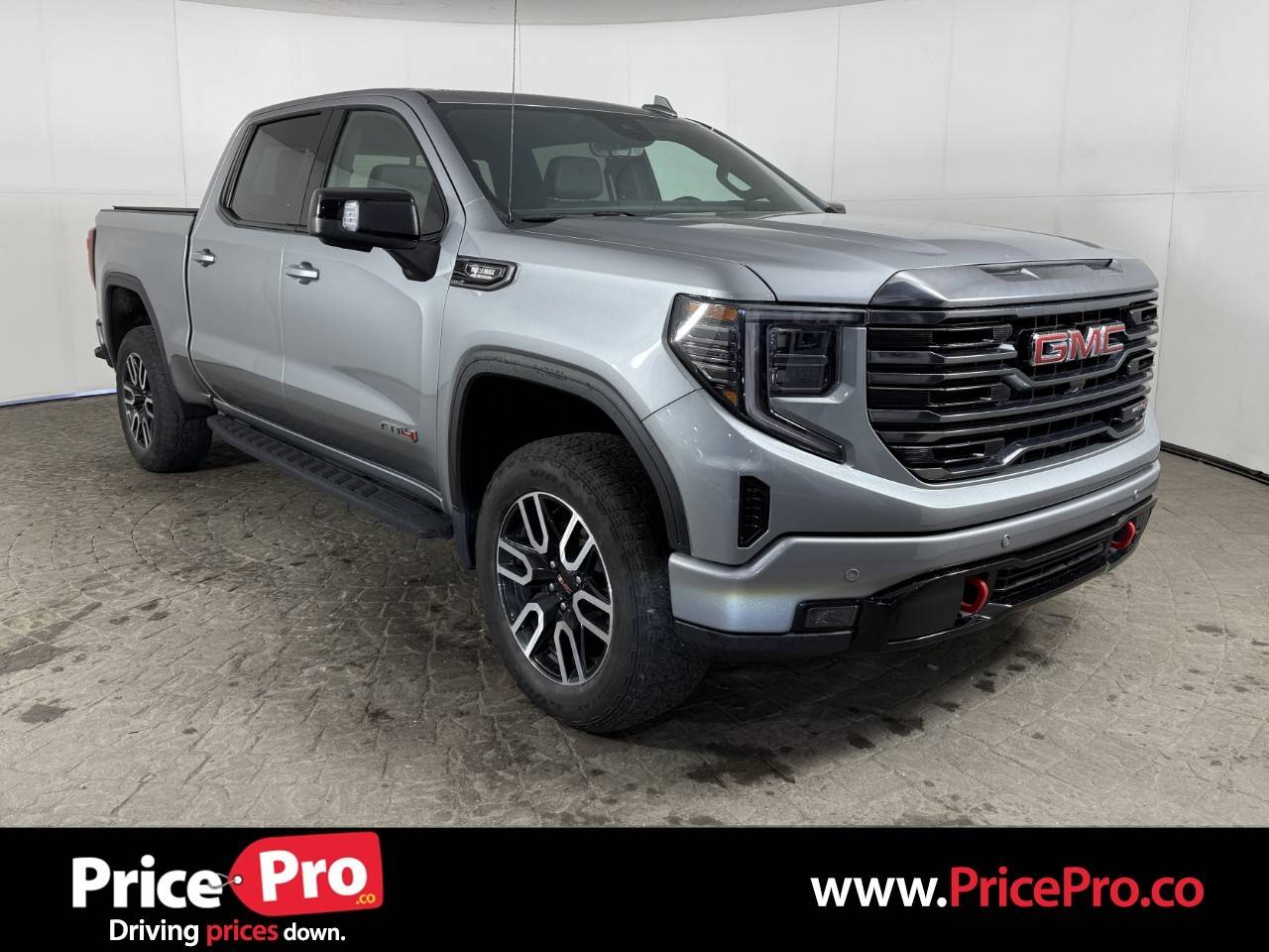 2023 GMC Sierra 1500 AT4 — Pickup Truck — 33,080 mi — Maumee, OH