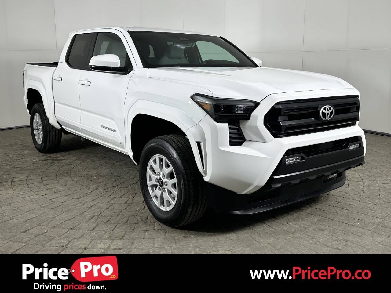 2024 Toyota Tacoma SR5 — Pickup Truck — 8,946 mi — Maumee, OH