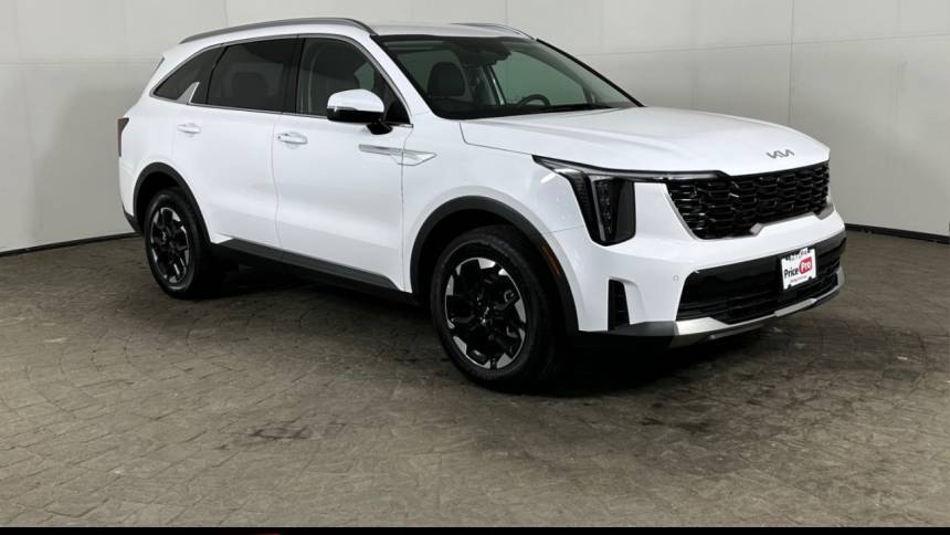 2024 Kia Sorento S — SUV — 2,041 mi — Maumee, OH