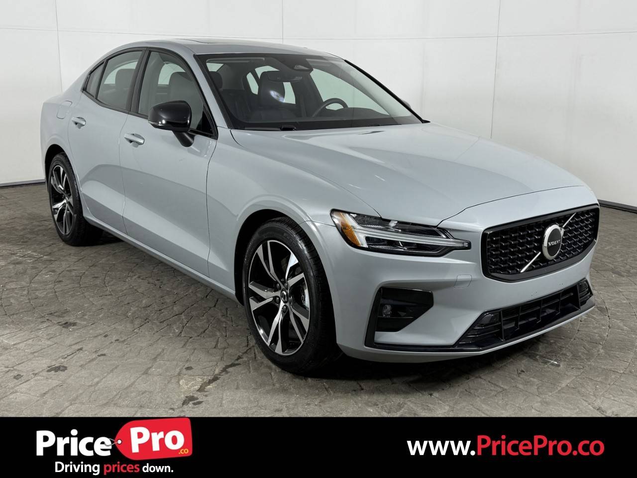 2024 Volvo S60 Core — Sedan — 15,411 mi — Maumee, OH