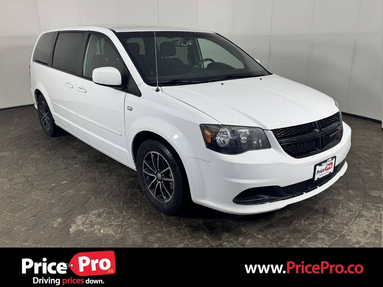 2014 Dodge Grand Caravan SE — Minivan — 104,320 mi — Maumee, OH