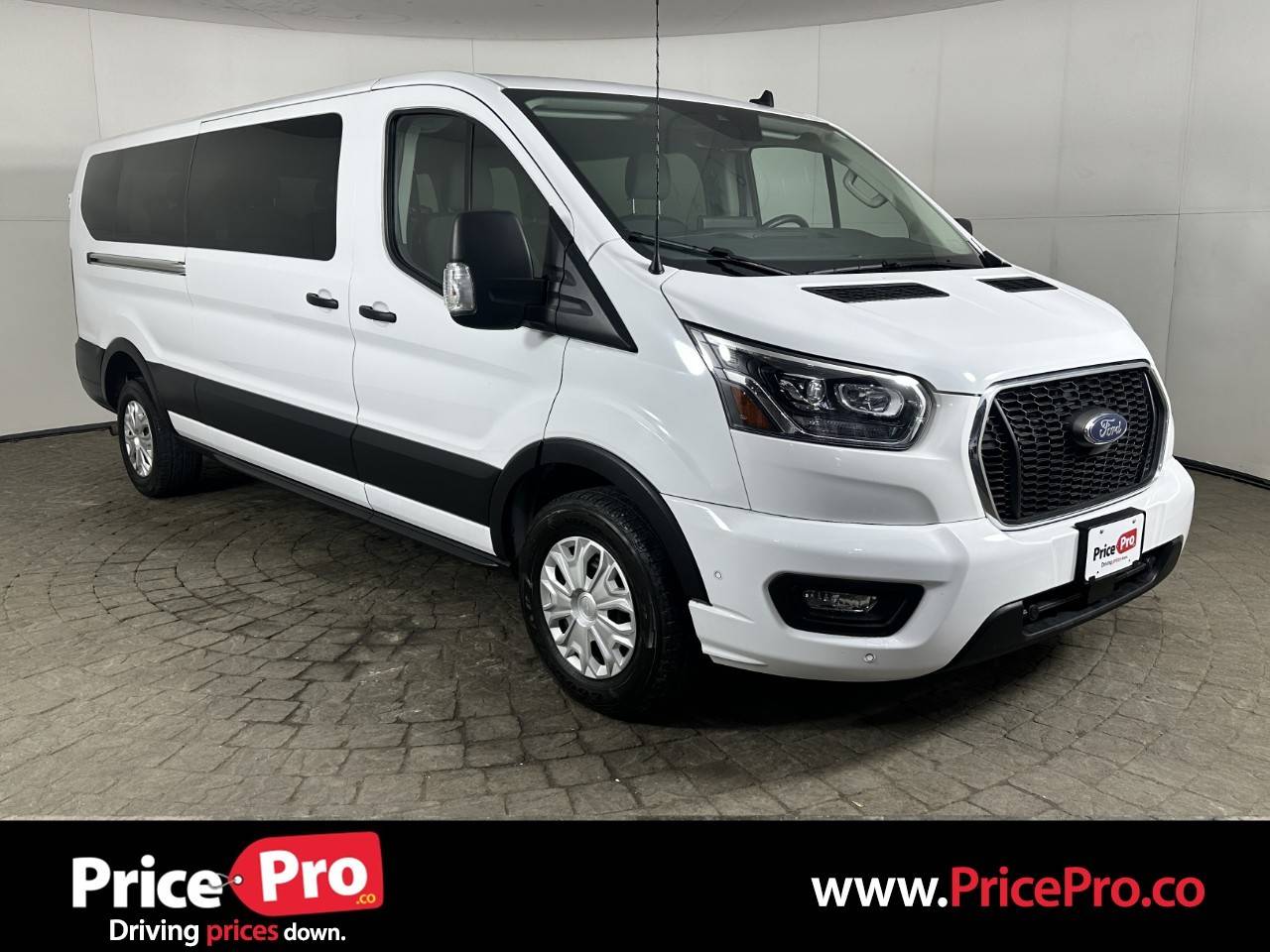 2023 Ford Transit Passenger Wagon T-350 XLT — Passenger Van — 51,881 mi — Maumee, OH