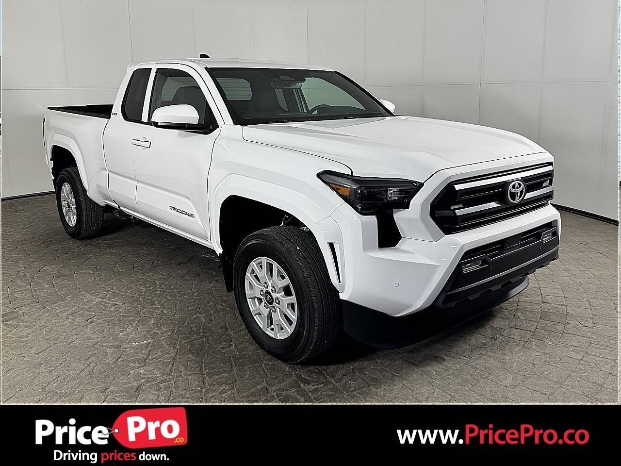 2024 Toyota Tacoma SR5 — Pickup Truck — 17 mi — Maumee, OH