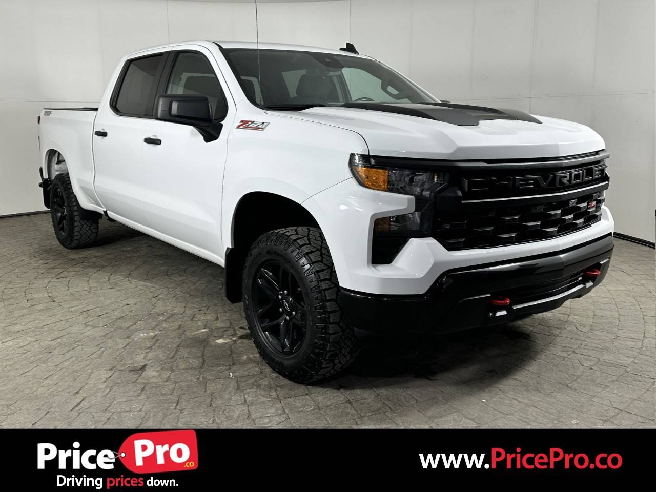 2022 Chevrolet Silverado 1500 Custom Trail Boss — Pickup Truck — 17,138 mi — Maumee, OH