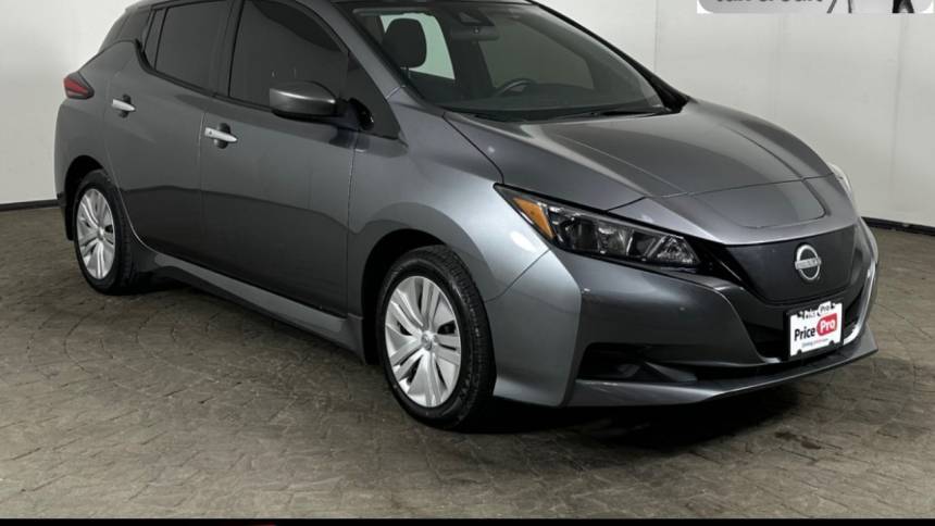 2023 Nissan LEAF S — Hatchback — 24,112 mi — Maumee, OH