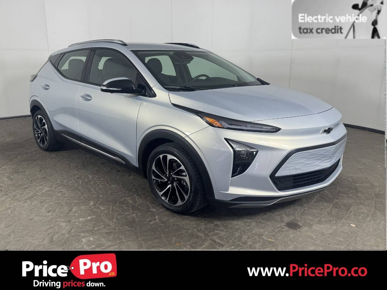 2023 Chevrolet Bolt EUV Premier — SUV — 22,278 mi — Maumee, OH