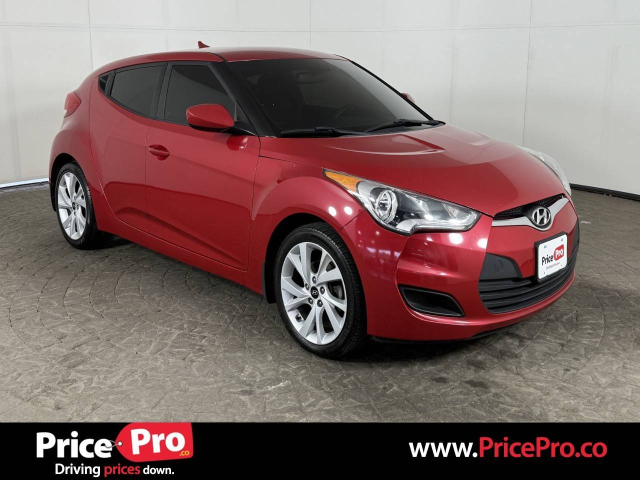 2016 Hyundai Veloster Base — Hatchback — 69,867 mi — Maumee, OH