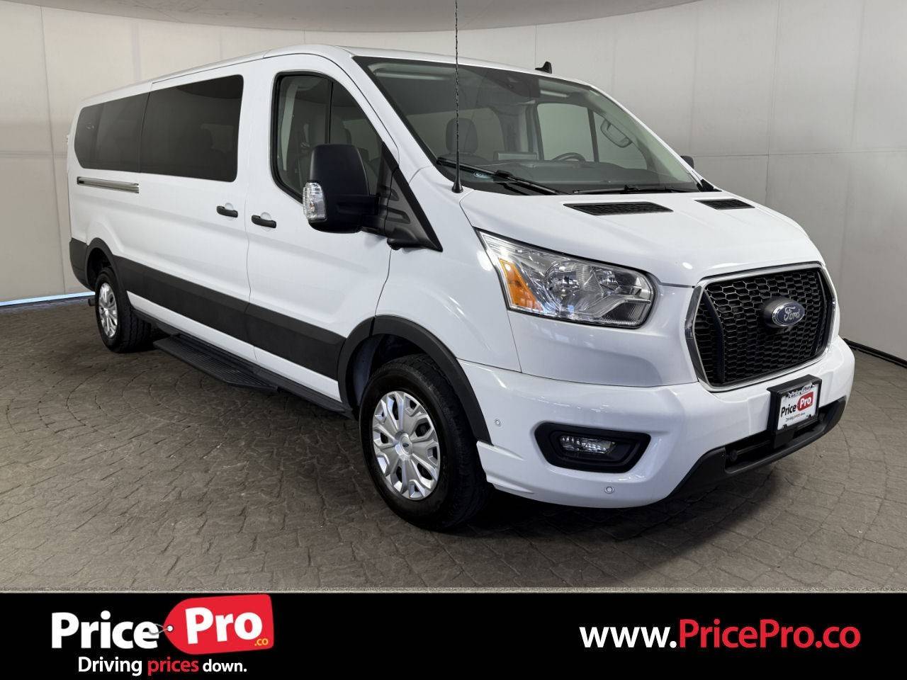 2022 Ford Transit Passenger Wagon T-350 XLT — Passenger Van — 60,609 mi — Maumee, OH