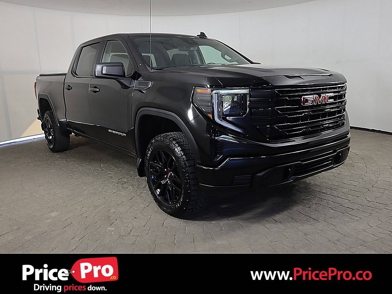 2023 GMC Sierra 1500 Pro — Pickup Truck — 24,243 mi — Maumee, OH