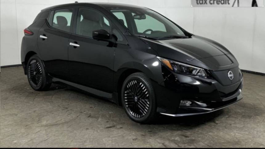 2023 Nissan LEAF SV PLUS — Hatchback — 4,235 mi — Maumee, OH