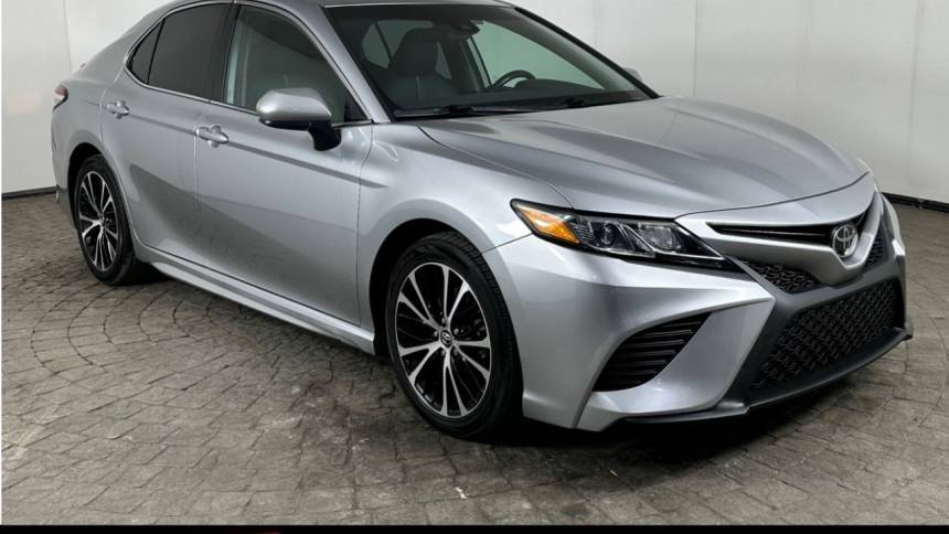 2020 Toyota Camry SE — Sedan — 109,114 mi — Maumee, OH