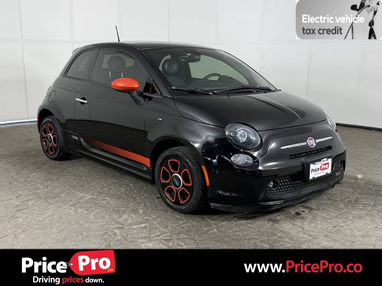2018 FIAT 500e Base — Hatchback — 32,498 mi — Maumee, OH