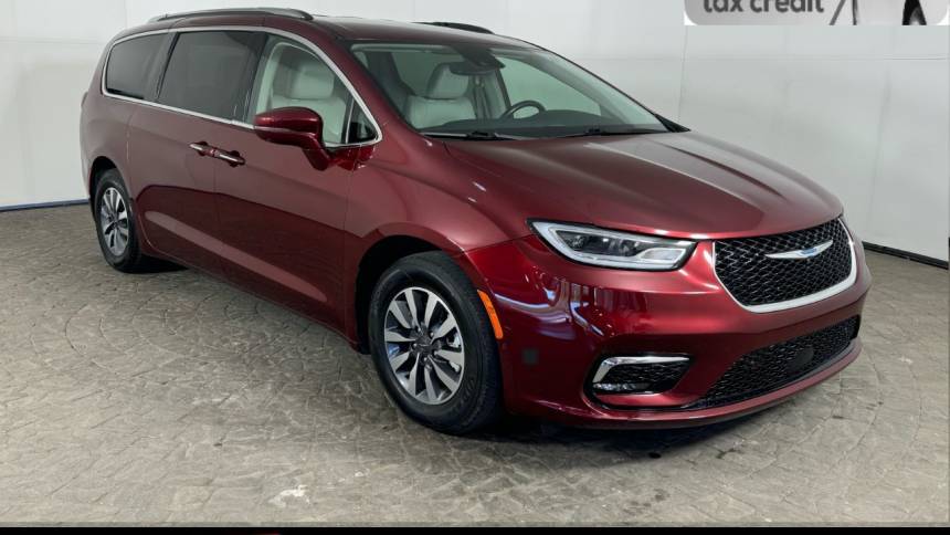 2021 Chrysler Pacifica Hybrid Touring L — Minivan — 63,690 mi — Maumee, OH
