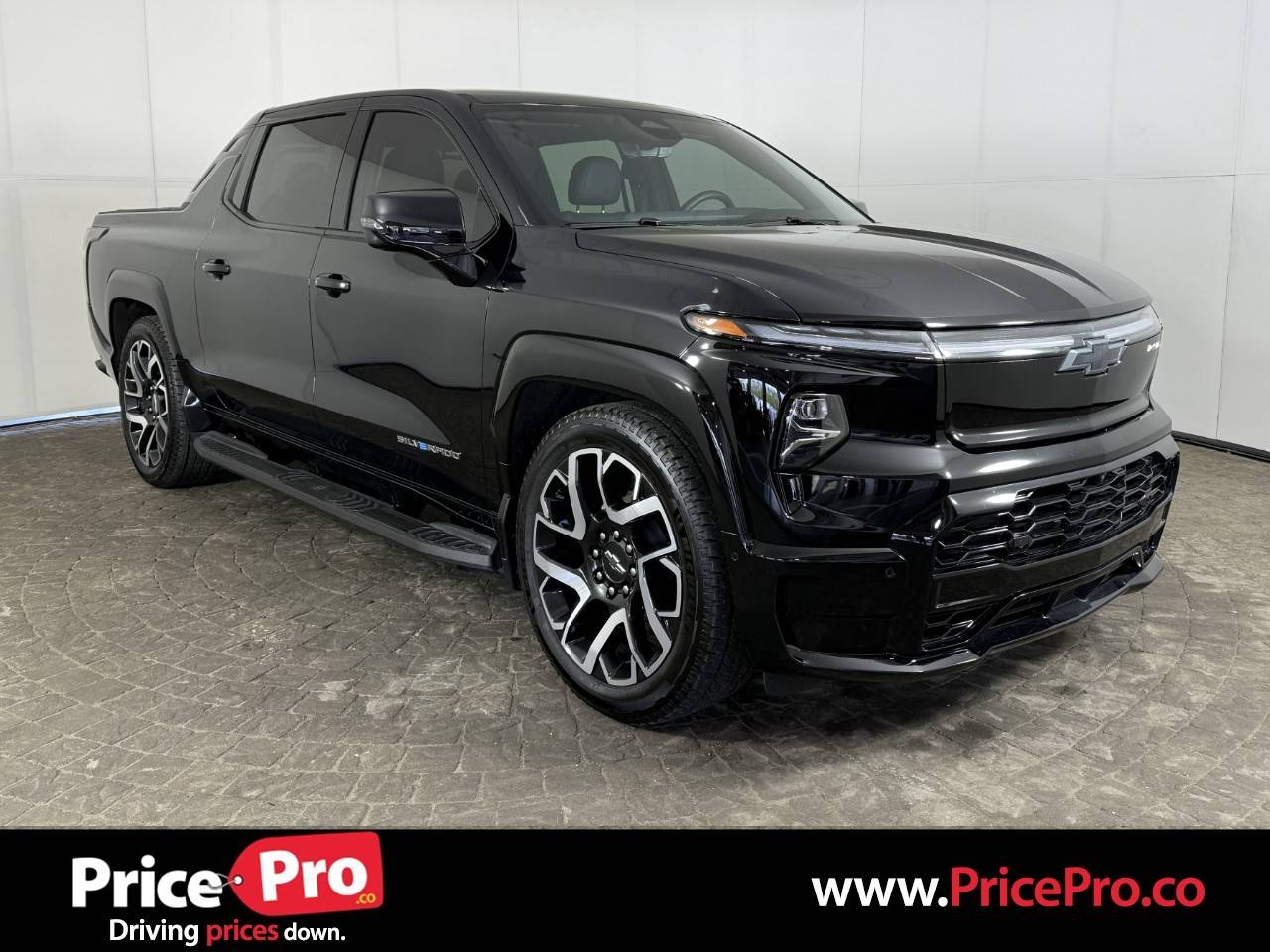 2024 Chevrolet Silverado EV RST — Pickup Truck — 6,247 mi — Maumee, OH