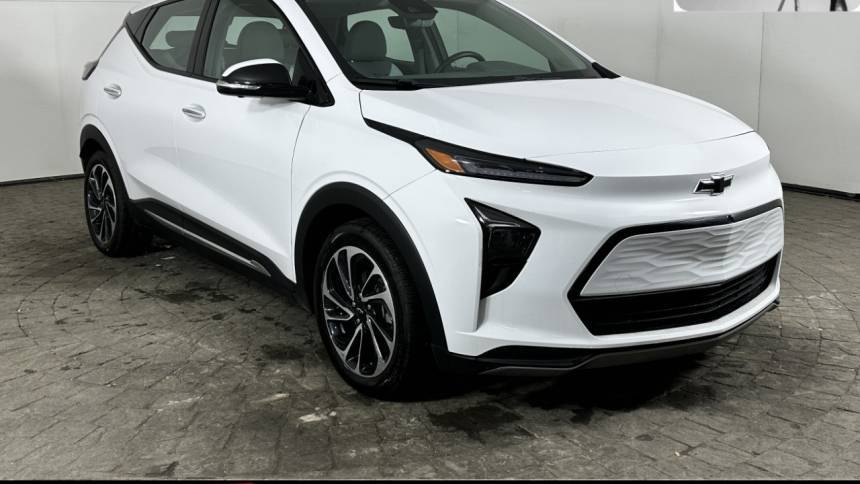 2023 Chevrolet Bolt EUV Premier — SUV — 262 mi — Maumee, OH