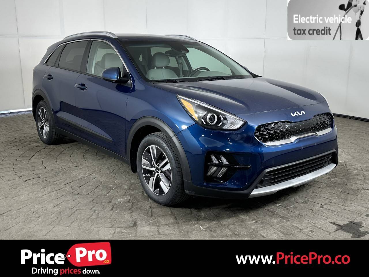 2022 Kia Niro Plug-In Hybrid LXS — SUV — 38,592 mi — Maumee, OH
