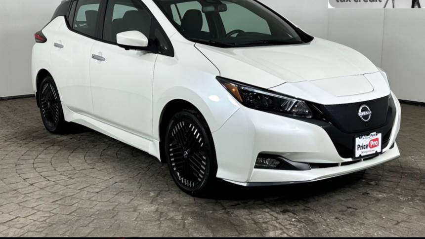 2023 Nissan LEAF SV PLUS — Hatchback — 18,970 mi — Maumee, OH