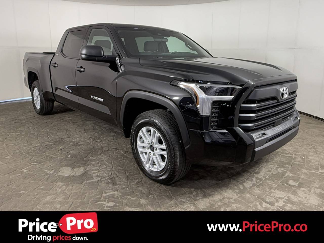 2025 Toyota Tundra SR5 — Pickup Truck — 6 mi — Maumee, OH