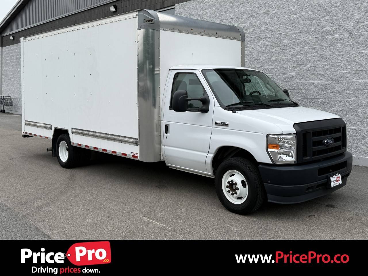 2022 Ford E-Series Cutaway Base — Chassis Cab Truck — 11,826 mi — Maumee, OH