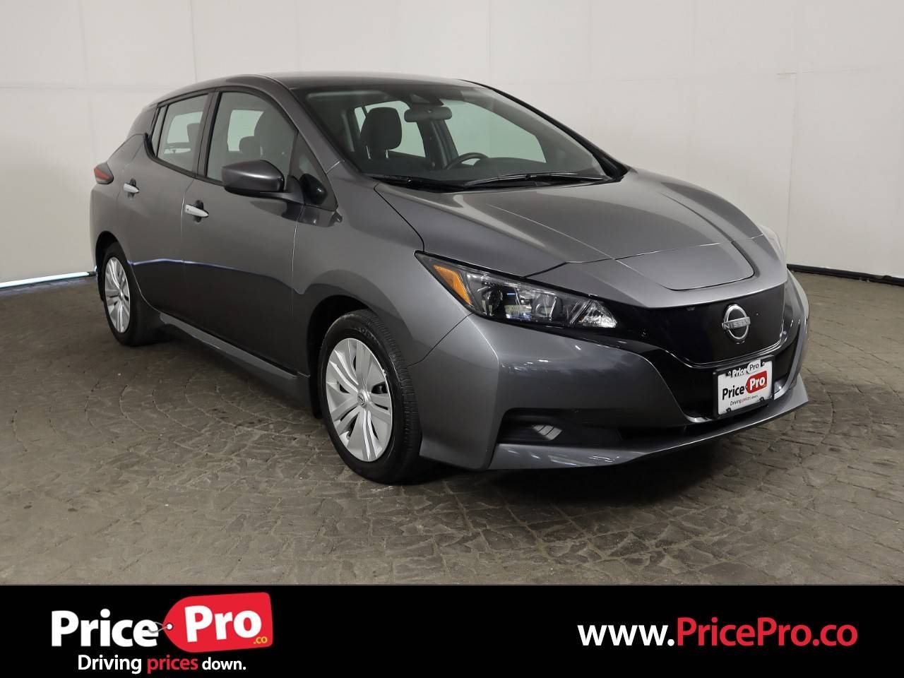 2025 Nissan LEAF S — Hatchback — 9,101 mi — Maumee, OH