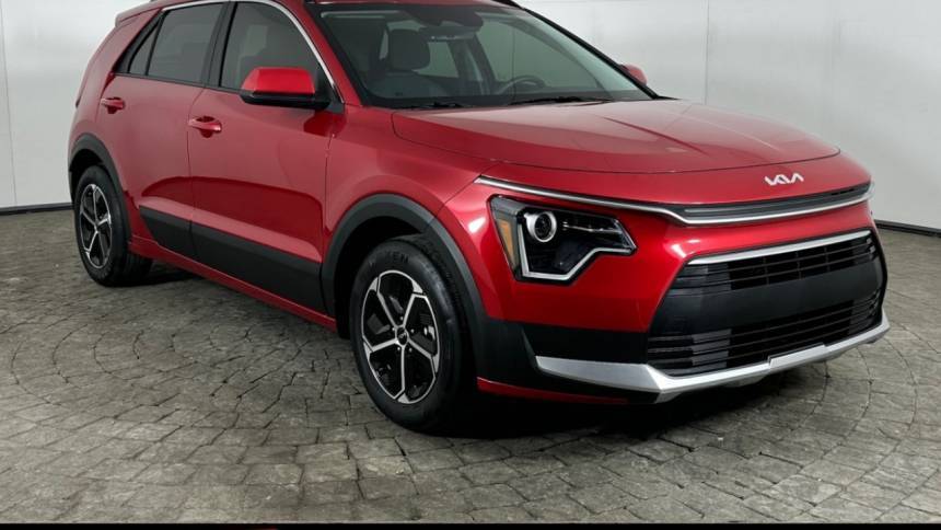 2024 Kia Niro Hybrid LX — SUV — 6,290 mi — Maumee, OH