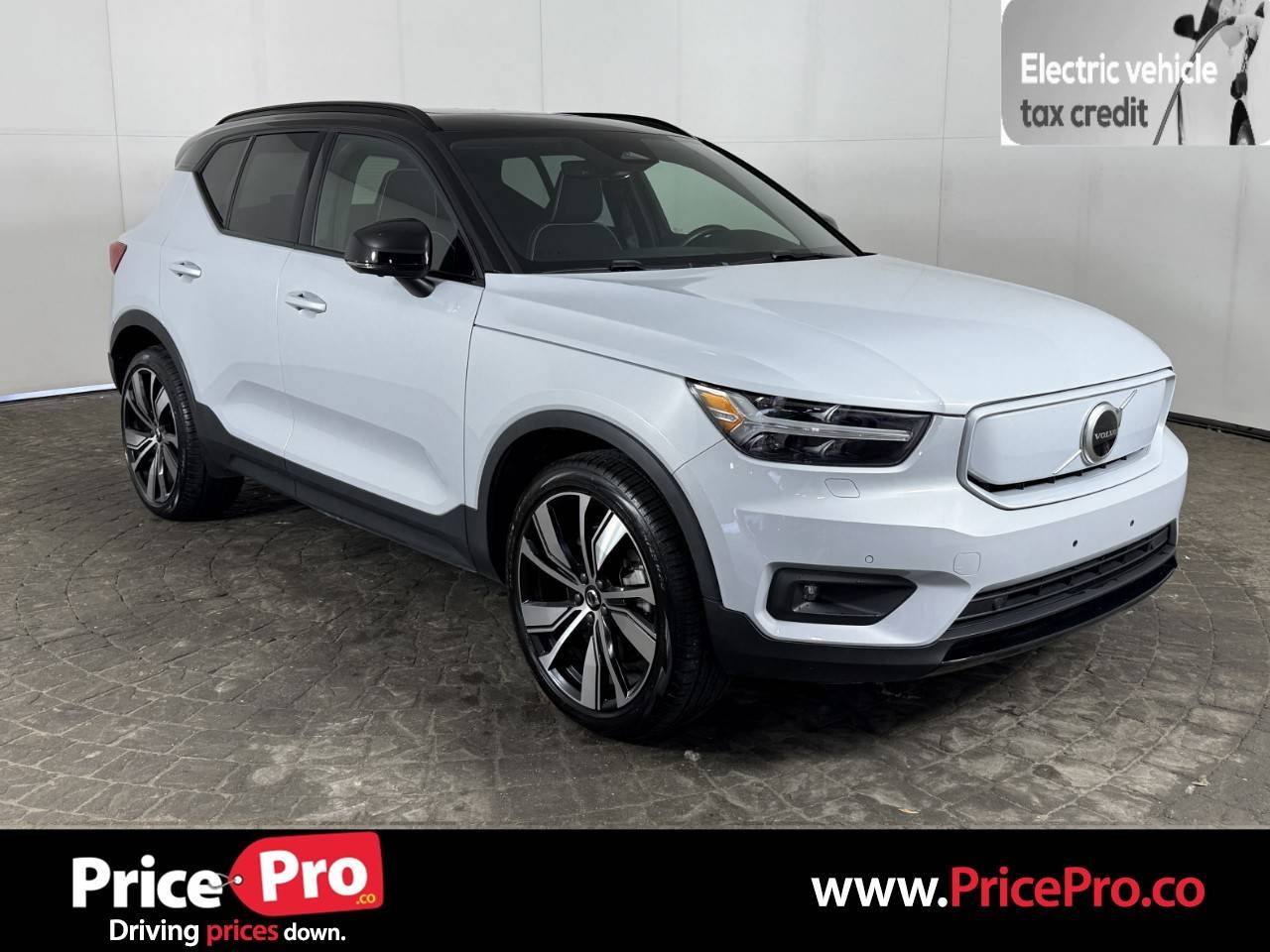 2021 Volvo XC40 Recharge Standard — SUV — 28,807 mi — Maumee, OH