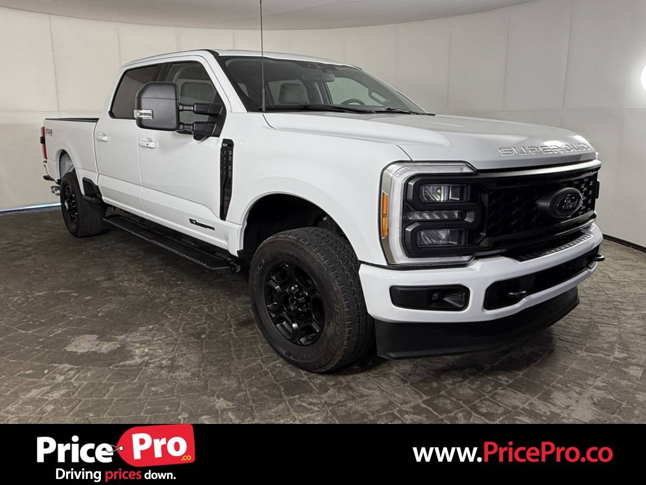 2023 Ford Super Duty F-250 XLT — Pickup Truck — 23,165 mi — Maumee, OH